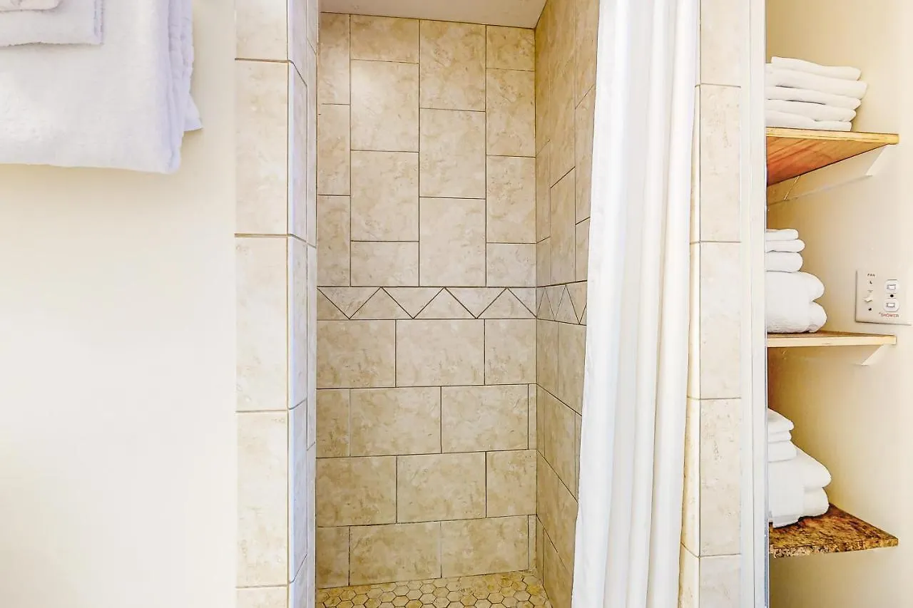 Southernmost Retreat Apartment Key West