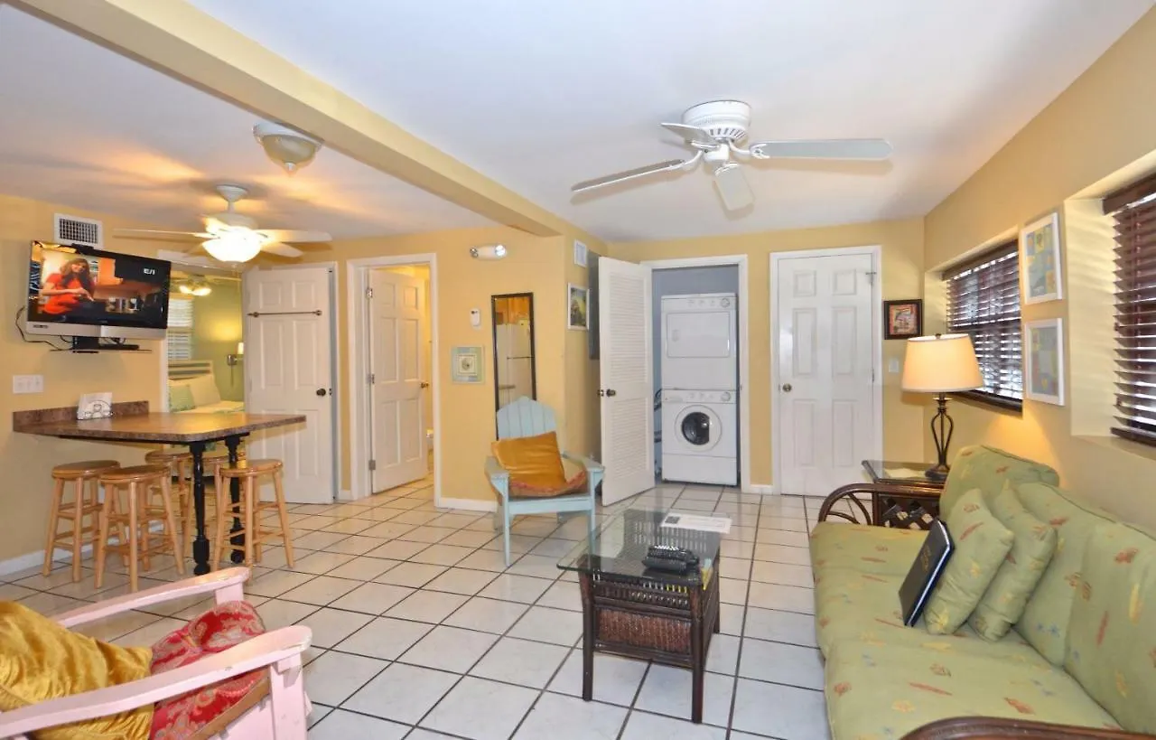 Southernmost Retreat Apartment Key West